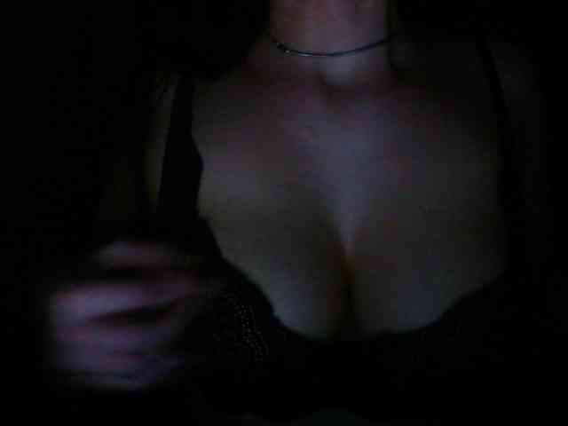 Erika-bestboobs webcam