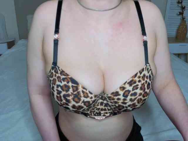 Erika-bestboobs Erika-bestboobs