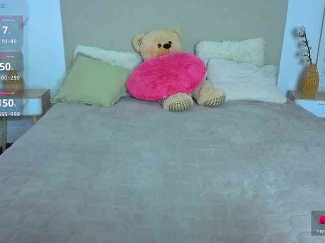 Erika-bestboobs webcam