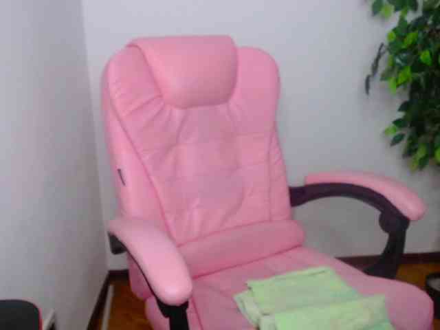 Erika-bestboobs webcam