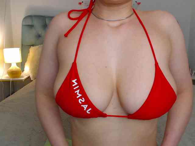 Erika-bestboobs webcam