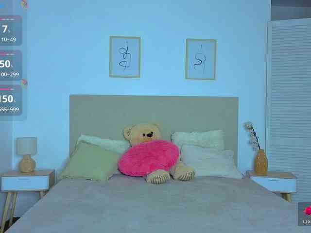 Erika-bestboobs webcam