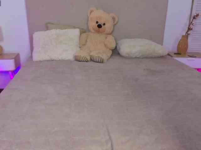 Erika-bestboobs webcam