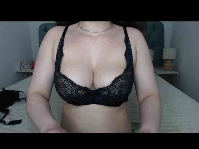 Erika-bestboobs webcam