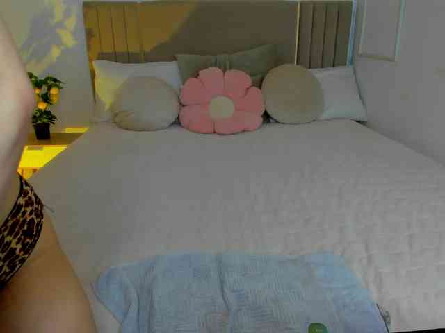 Erika-bestboobs webcam