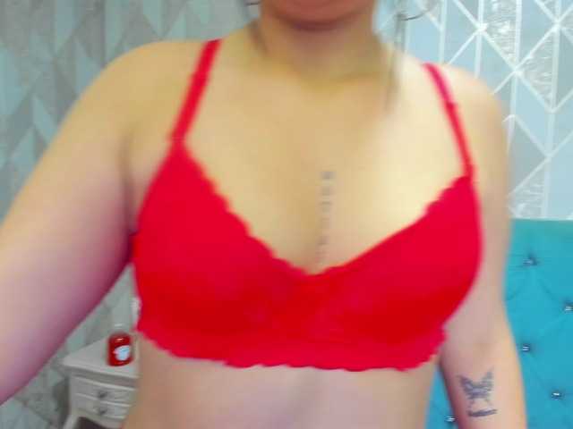  LunnaClark chat room