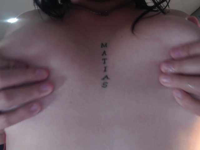  LunnaClark chat room