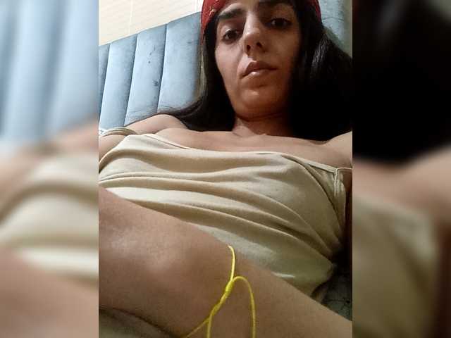 Sefya's BongaCams show and profile