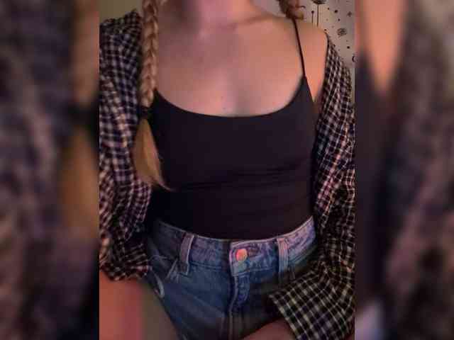 Alsyy Live Webcam on BongaCams