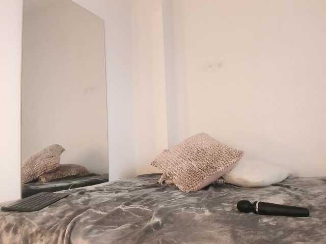 TallyTee's BongaCams show and profile