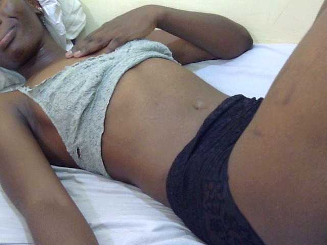 Slimpussyy on BongaCams and RICams