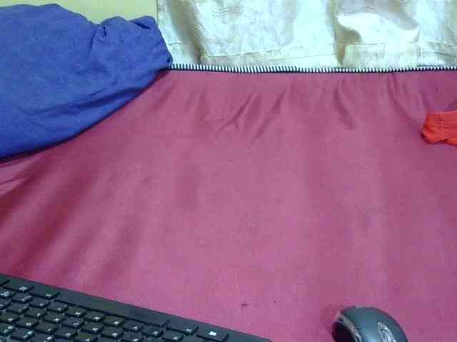 Slimpussyy Live Webcam on BongaCams