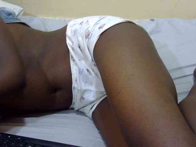 Slimpussyy webcam