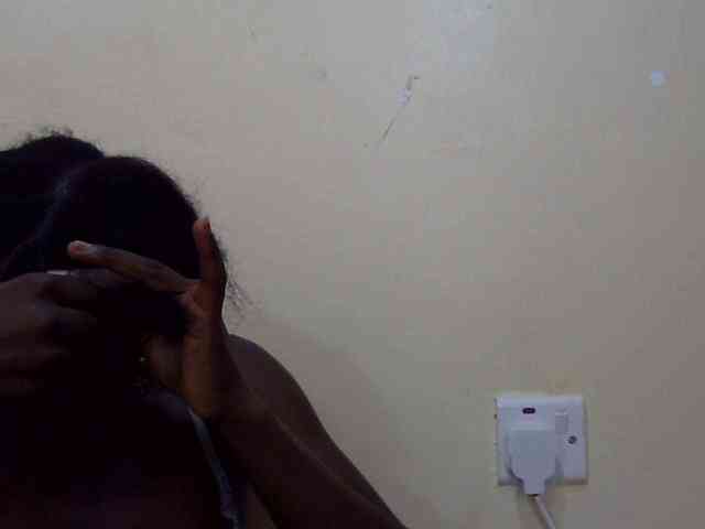 Slimpussyy webcam