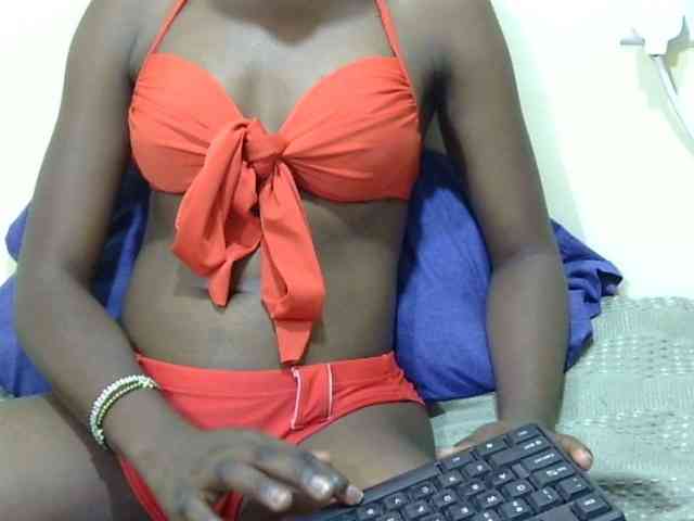 Slimpussyy webcam