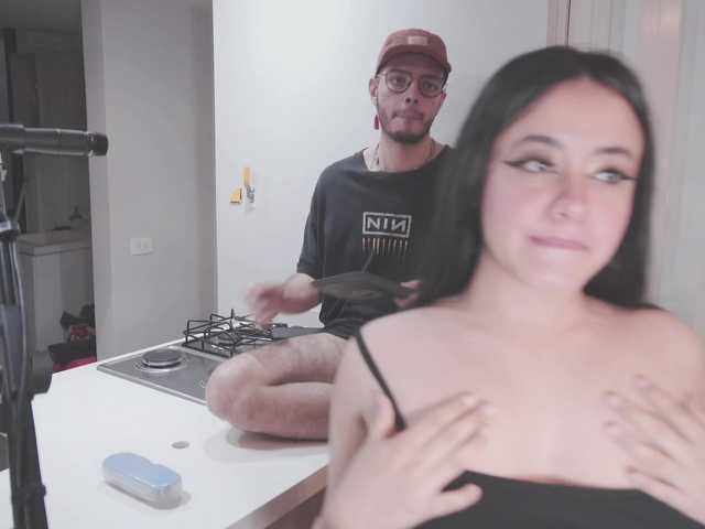  daya-and-dan chat room