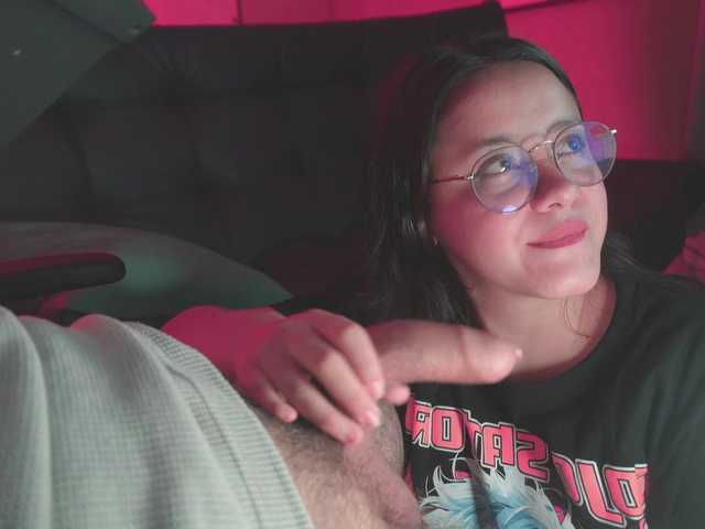 daya-and-dan's BongaCams show and profile