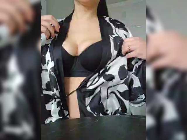 ILANA69's BongaCams show and profile