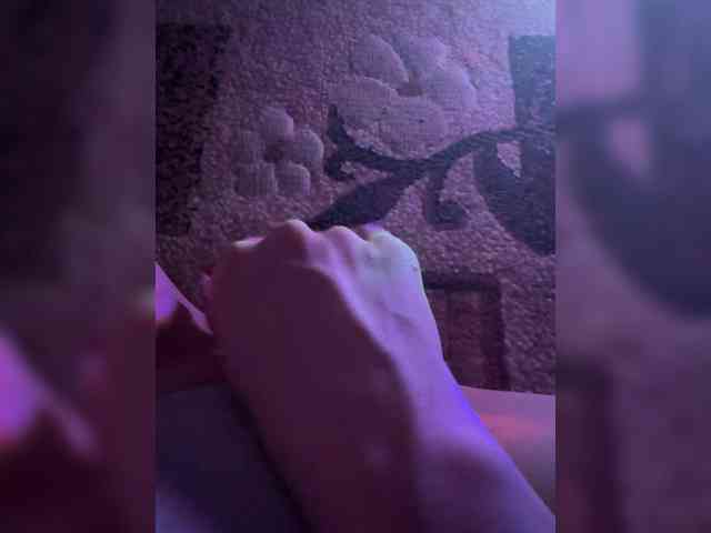 Lana15 Live Webcam on BongaCams