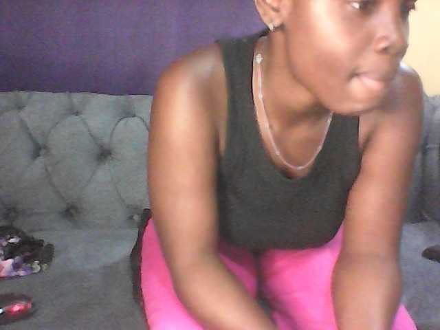 Sexy-Divah live cam profile