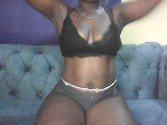 Sexy-Divah Live Webcam on BongaCams