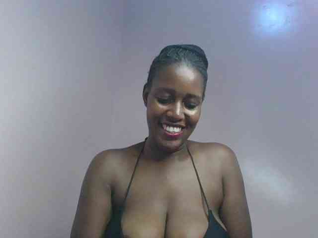 cute-africanah webcam