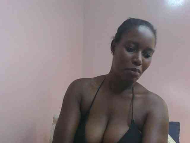 cute-africanah webcam