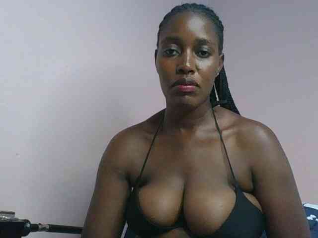 cute-africanah webcam