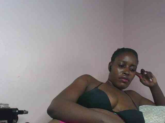 cute-africanah webcam