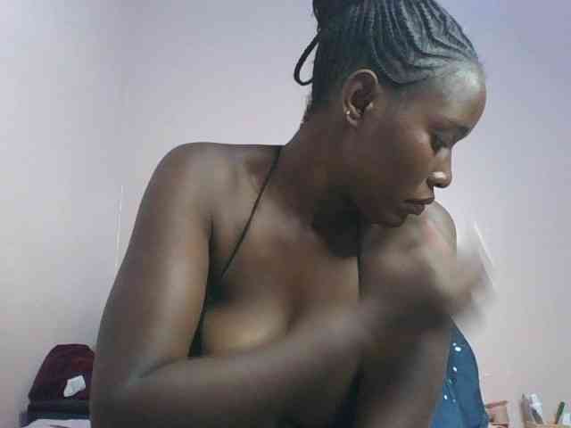 cute-africanah webcam