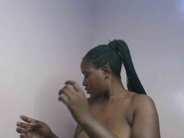 cute-africanah webcam