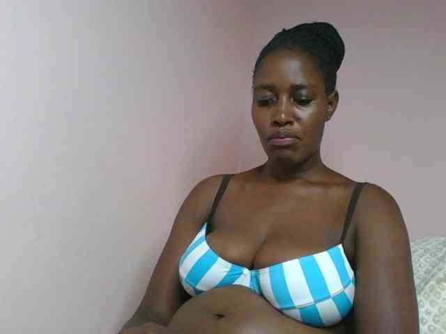 cute-africanah webcam