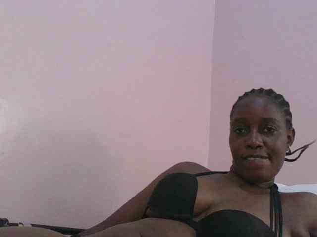 cute-africanah webcam