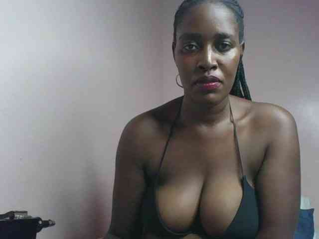 cute-africanah webcam