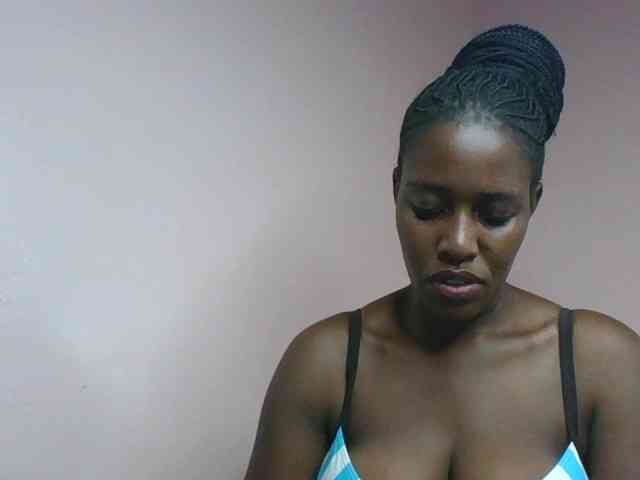 cute-africanah webcam