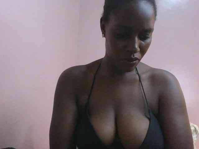 cute-africanah webcam