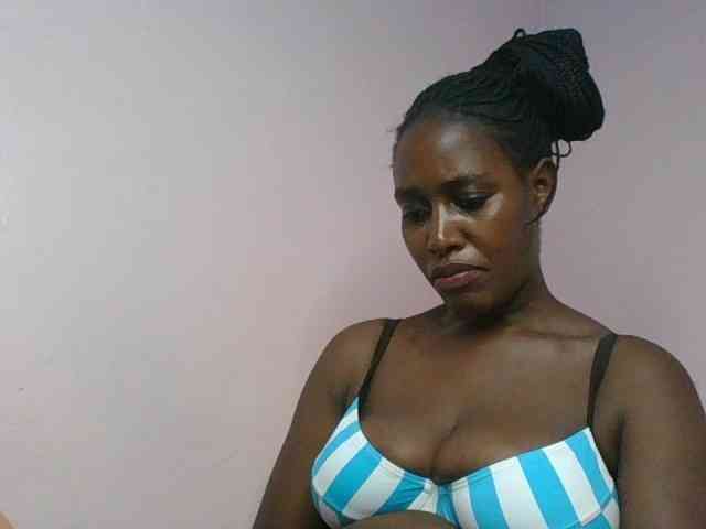 cute-africanah webcam