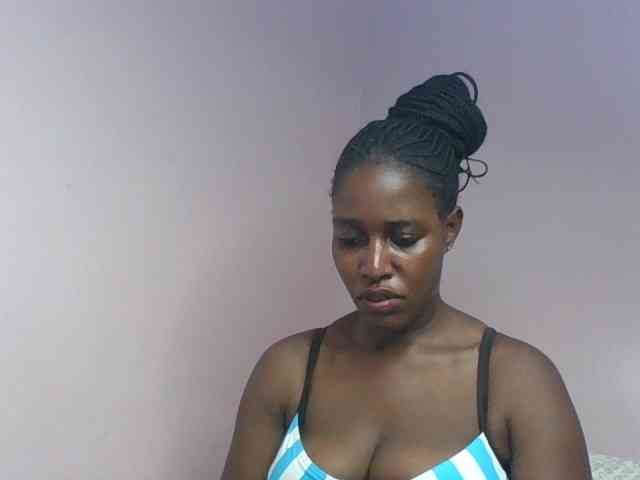 cute-africanah webcam
