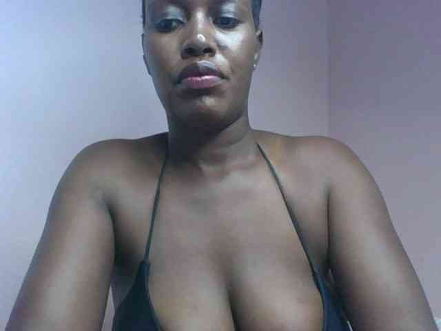 cute-africanah webcam