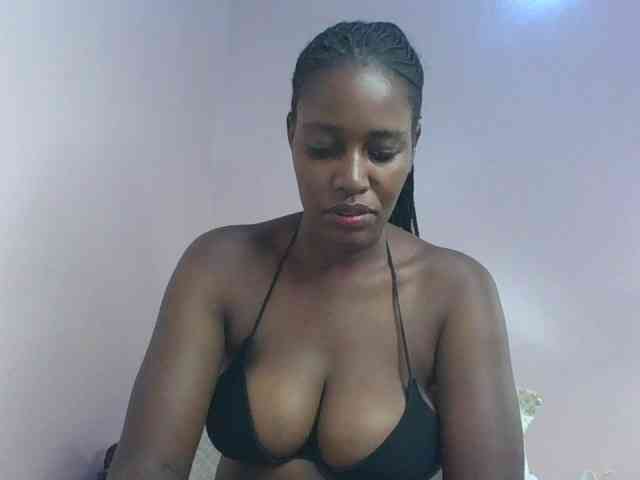 cute-africanah webcam