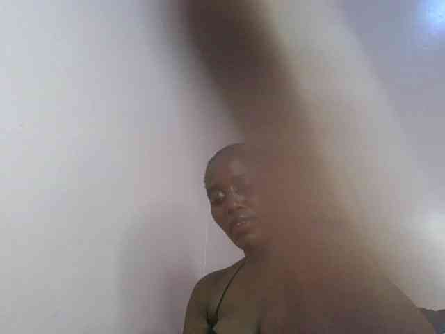 cute-africanah webcam