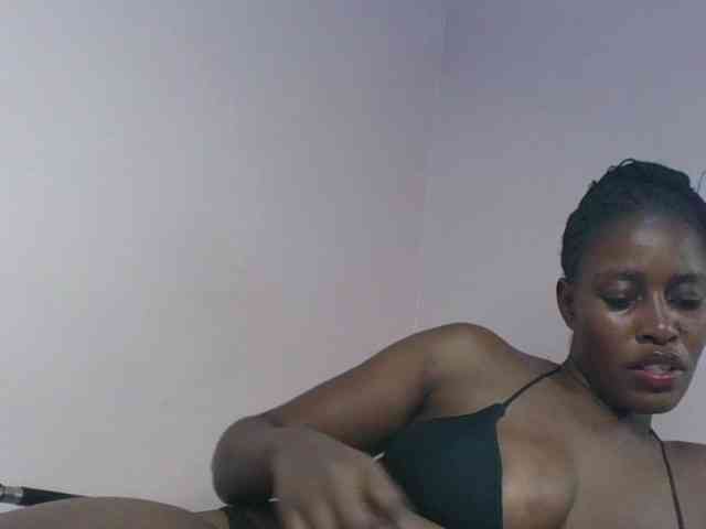 cute-africanah Live Webcam on BongaCams