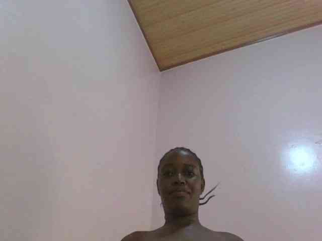 cute-africanah webcam