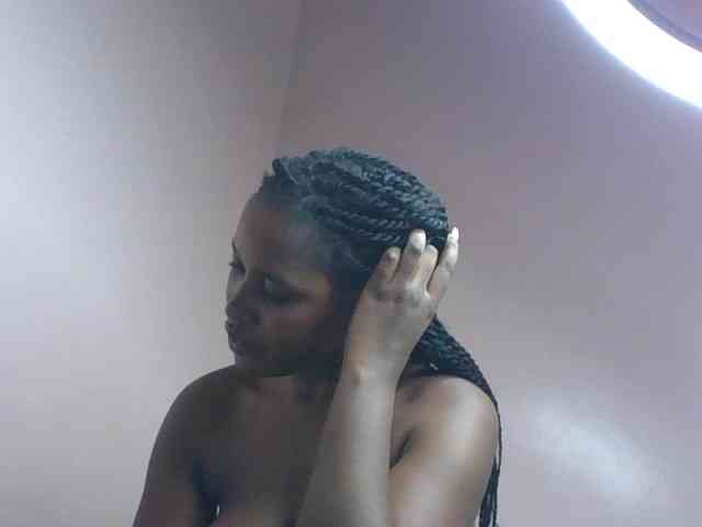 cute-africanah webcam