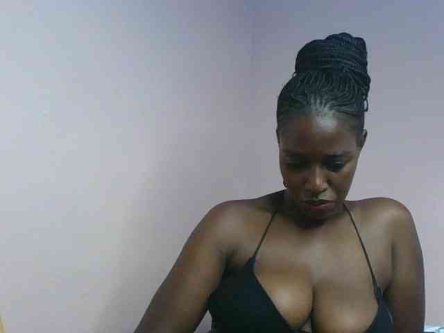 cute-africanah webcam