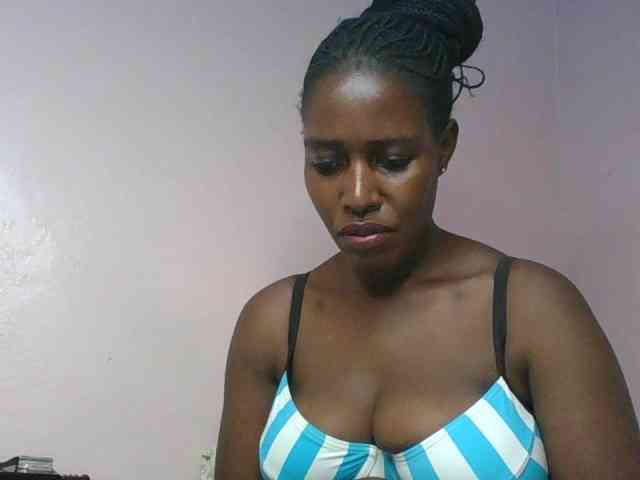 cute-africanah webcam