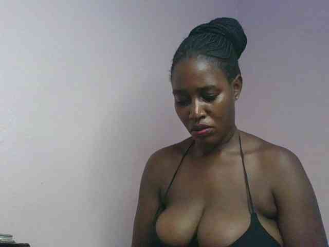 cute-africanah webcam