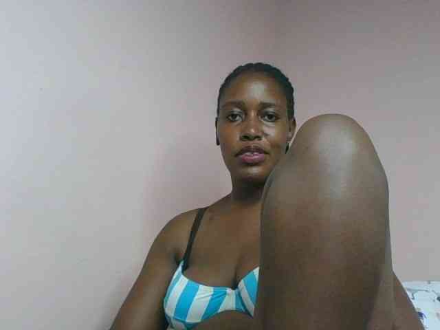 cute-africanah webcam