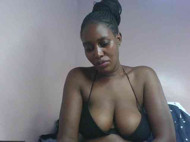 cute-africanah webcam