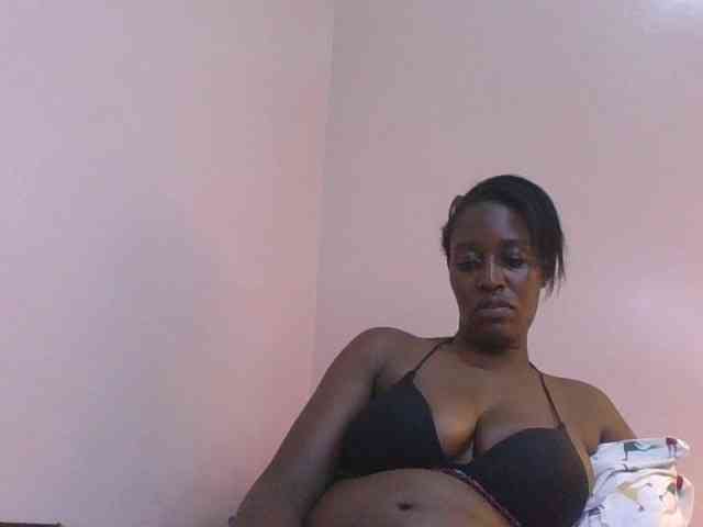 cute-africanah webcam